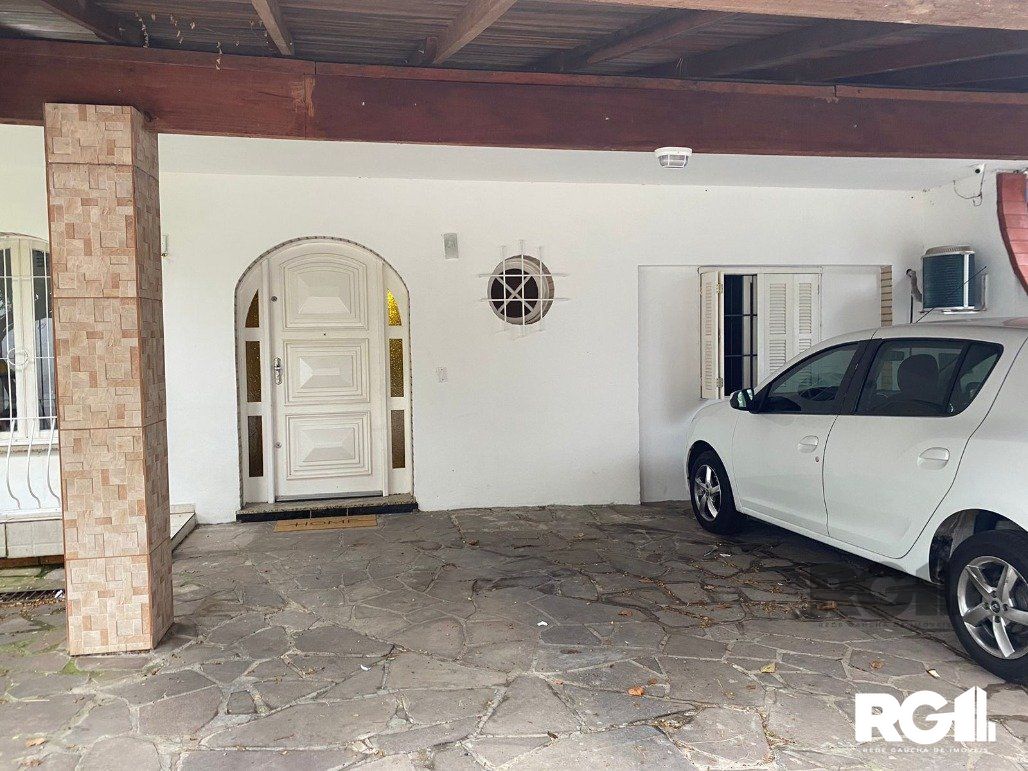 Casa à venda com 3 quartos, 150m² - Foto 4