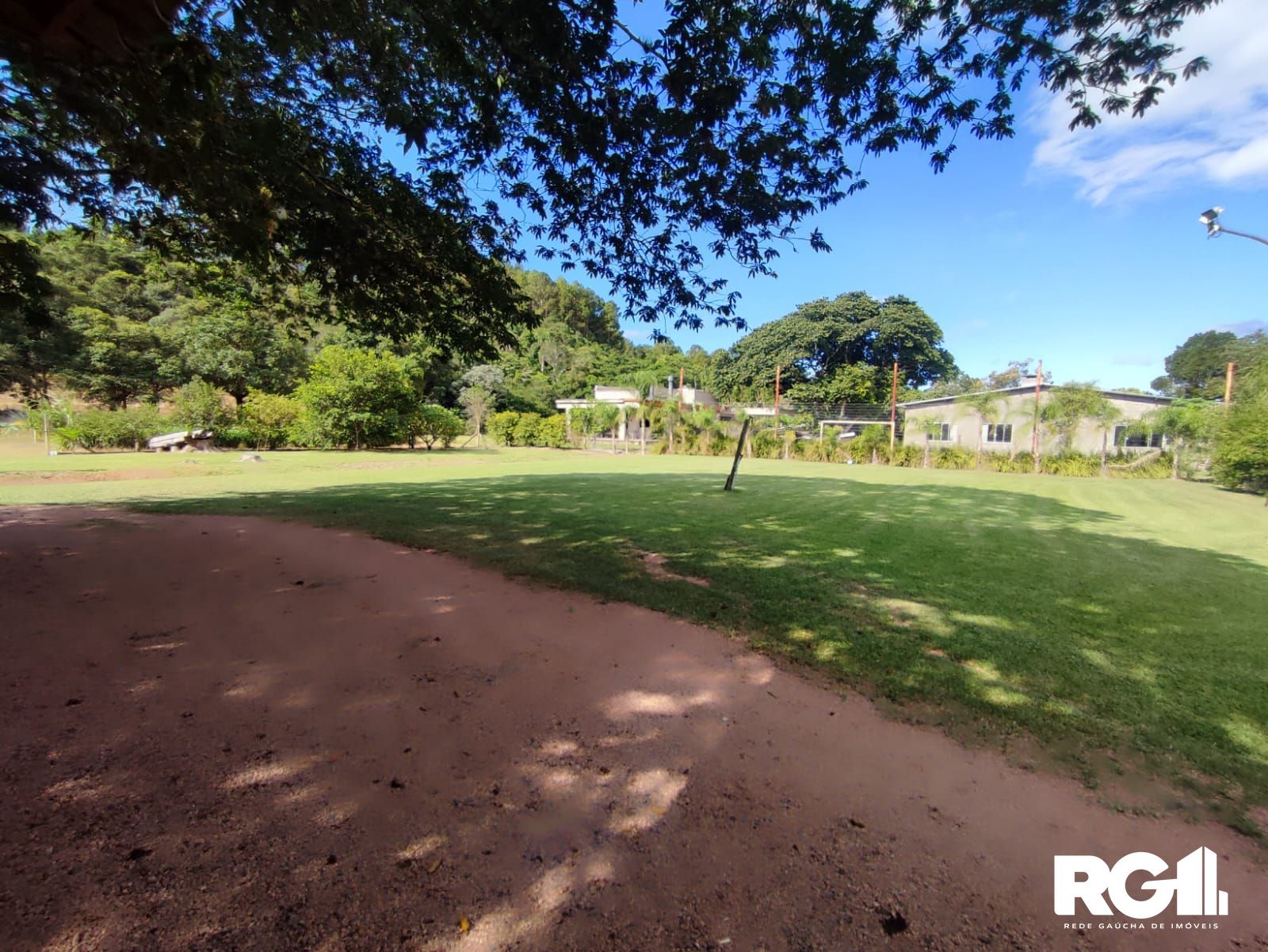 Sítio à venda com 3 quartos, 212m² - Foto 30