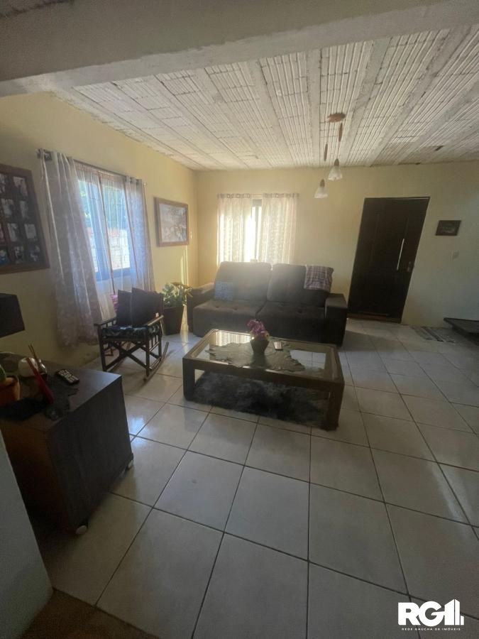 Casa à venda com 2 quartos, 75m² - Foto 3