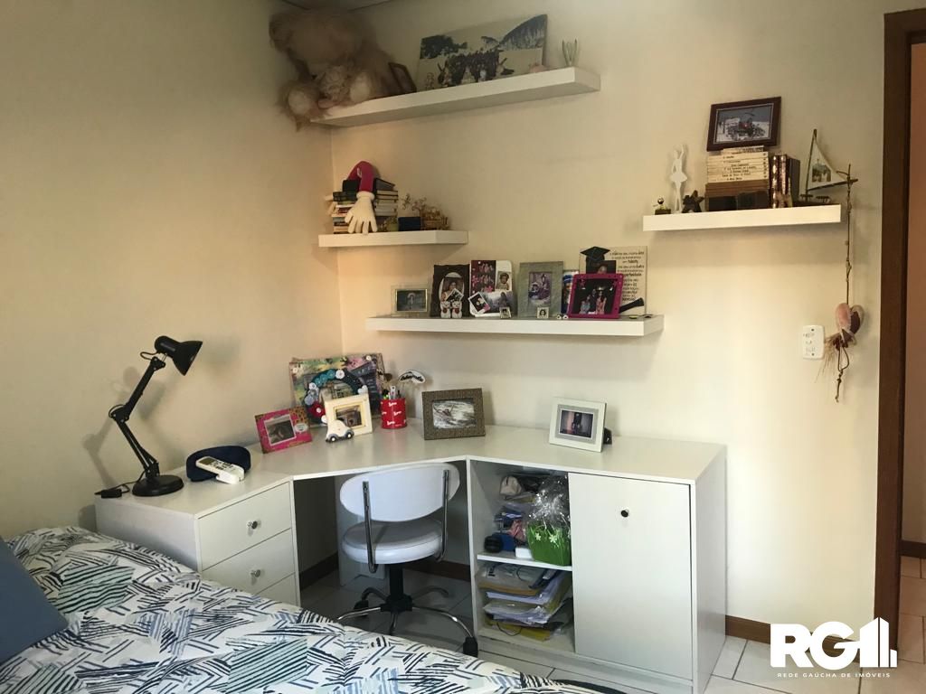 Casa à venda com 3 quartos, 300m² - Foto 30