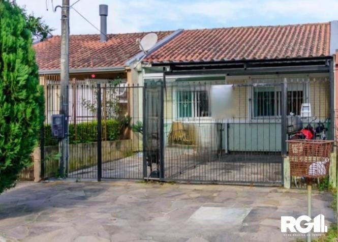Casa à venda com 2 quartos, 51m² - Foto 2