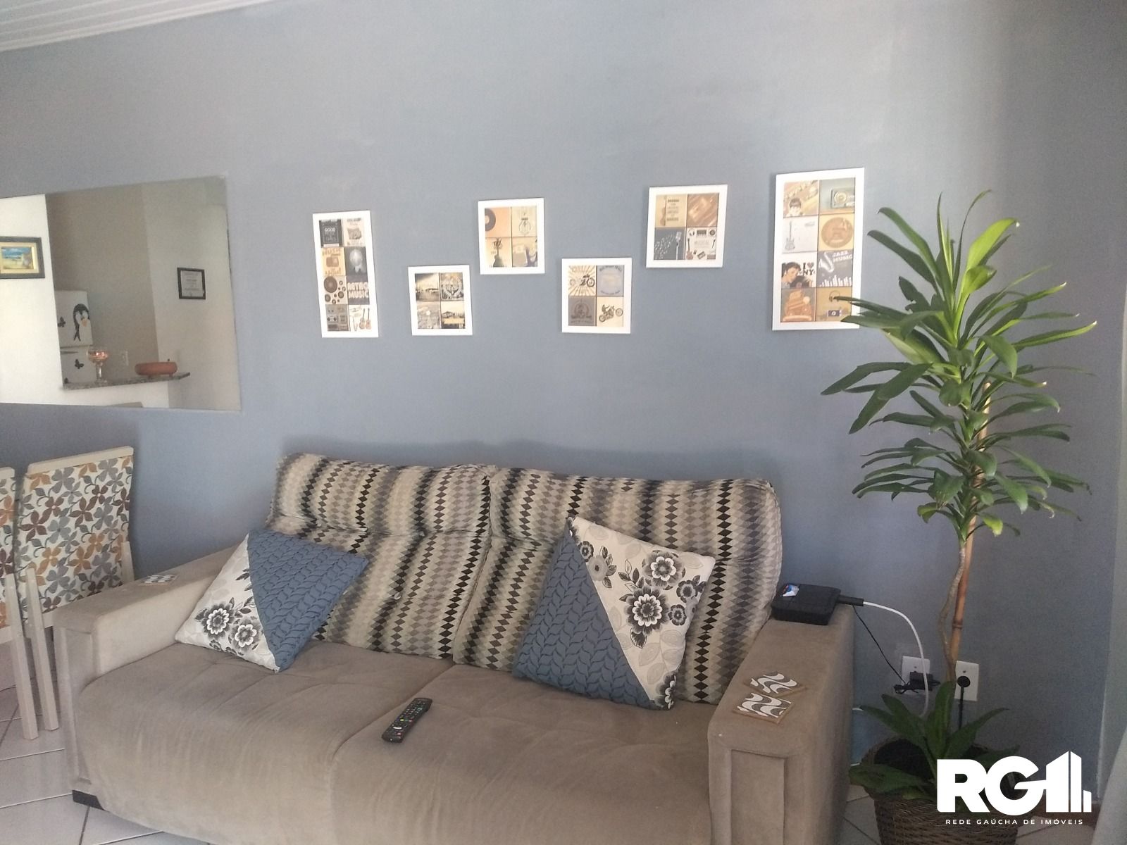 Casa à venda com 2 quartos, 51m² - Foto 10