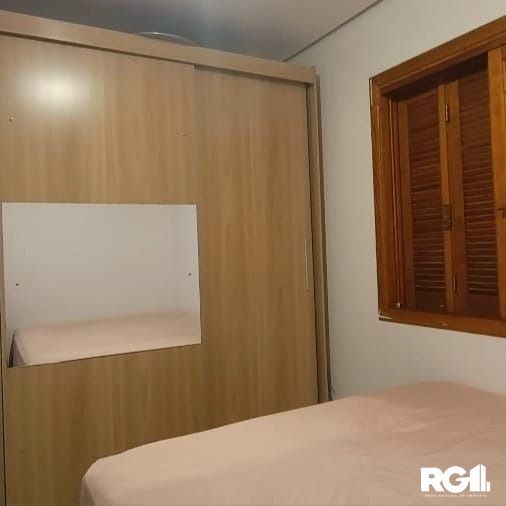 Casa à venda com 2 quartos, 62m² - Foto 5