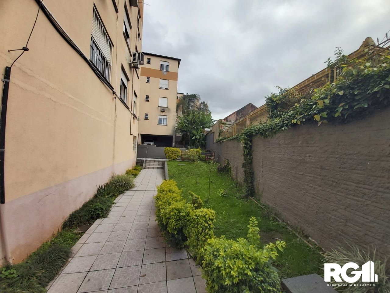 Apartamento à venda com 2 quartos, 59m² - Foto 3
