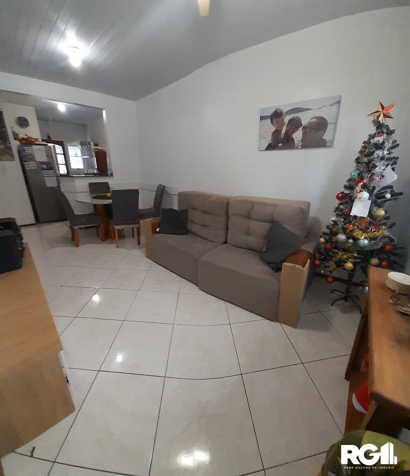 Casa à venda com 2 quartos, 52m² - Foto 3
