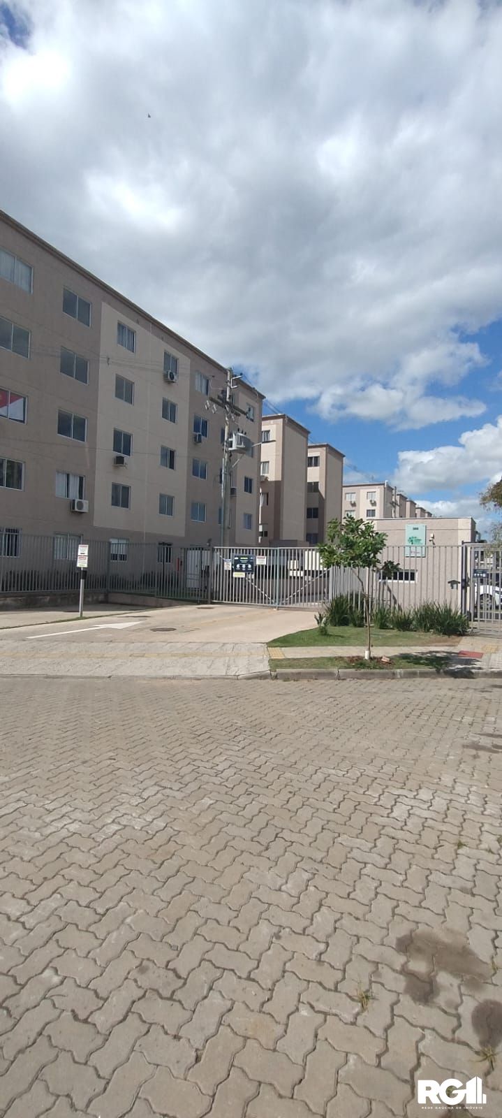 Apartamento à venda com 2 quartos, 41m² - Foto 2