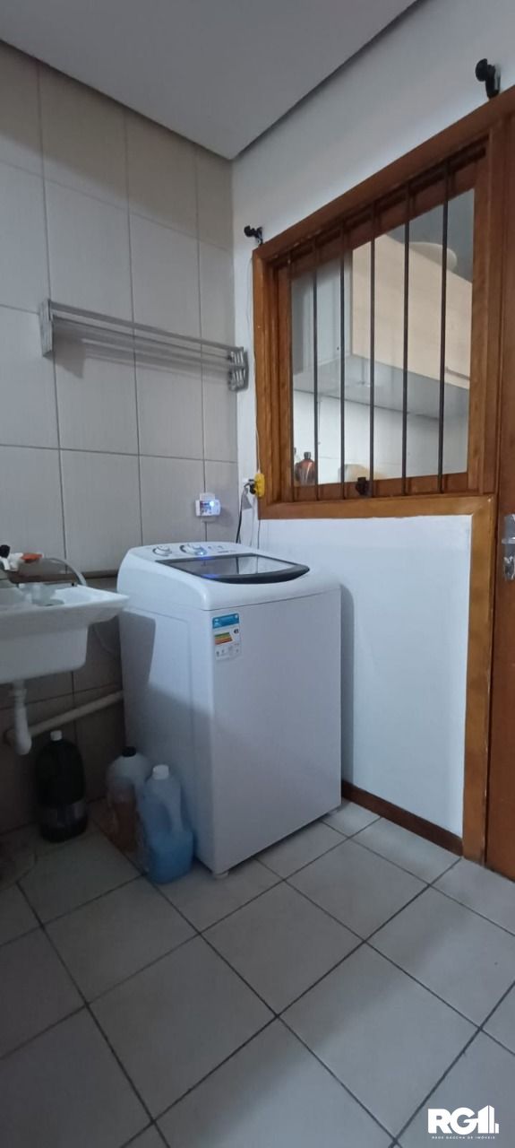 Casa à venda com 2 quartos, 62m² - Foto 11