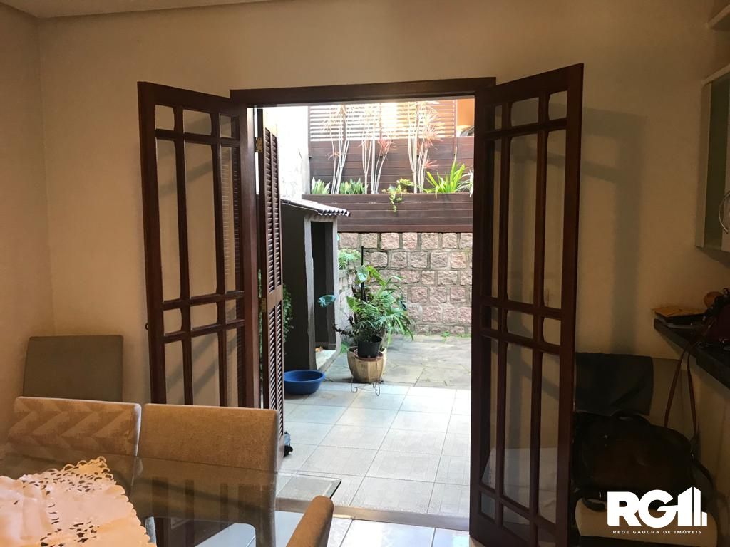 Casa à venda com 3 quartos, 300m² - Foto 11