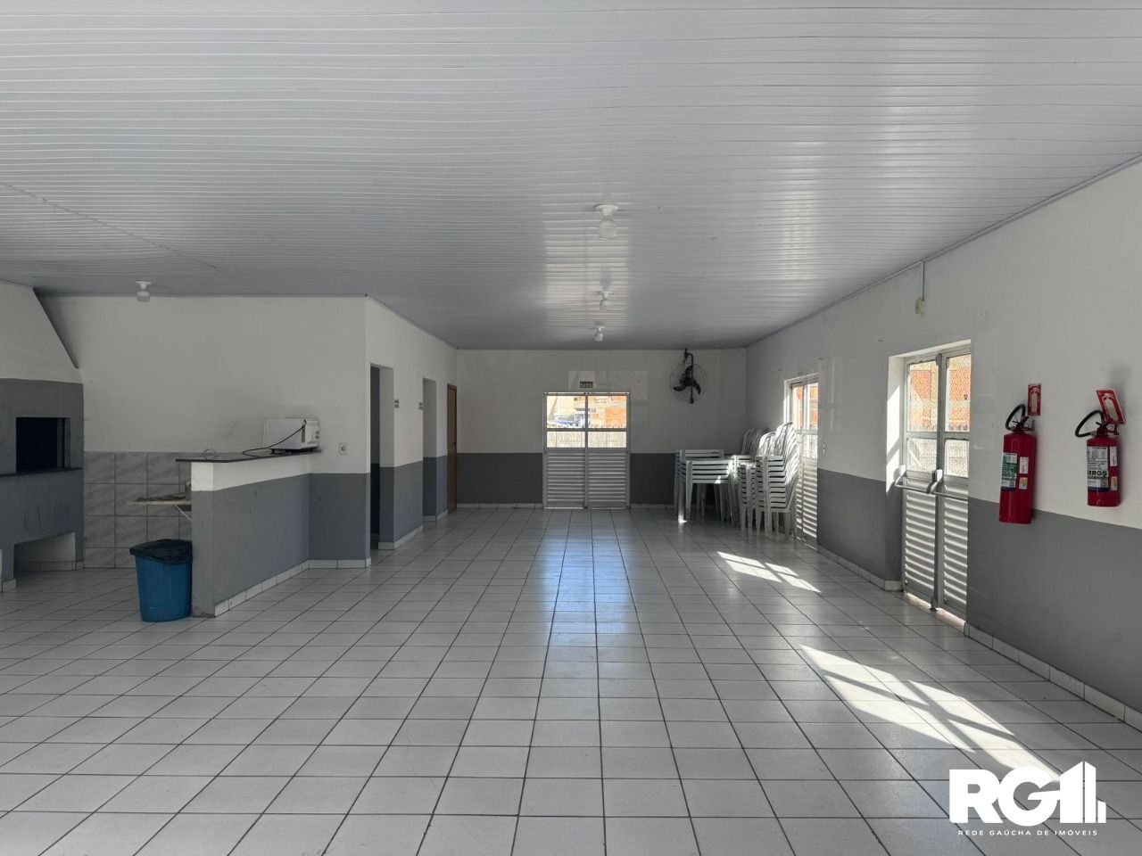 Apartamento à venda com 2 quartos, 38m² - Foto 17