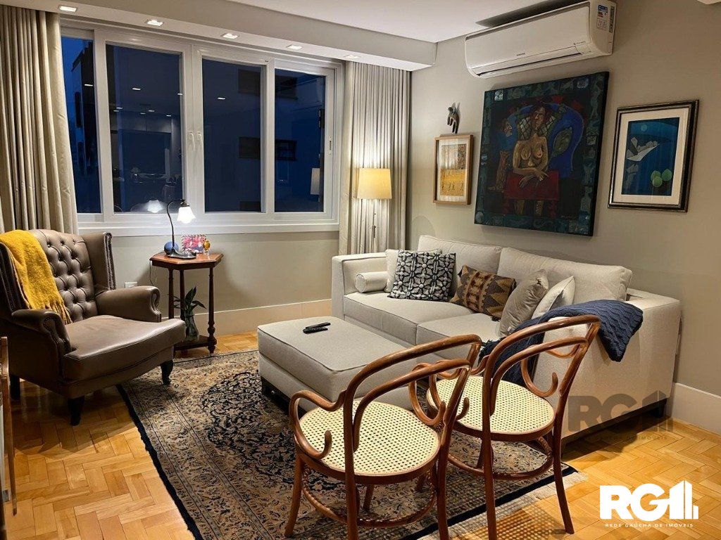 Apartamento à venda com 2 quartos, 74m² - Foto 1