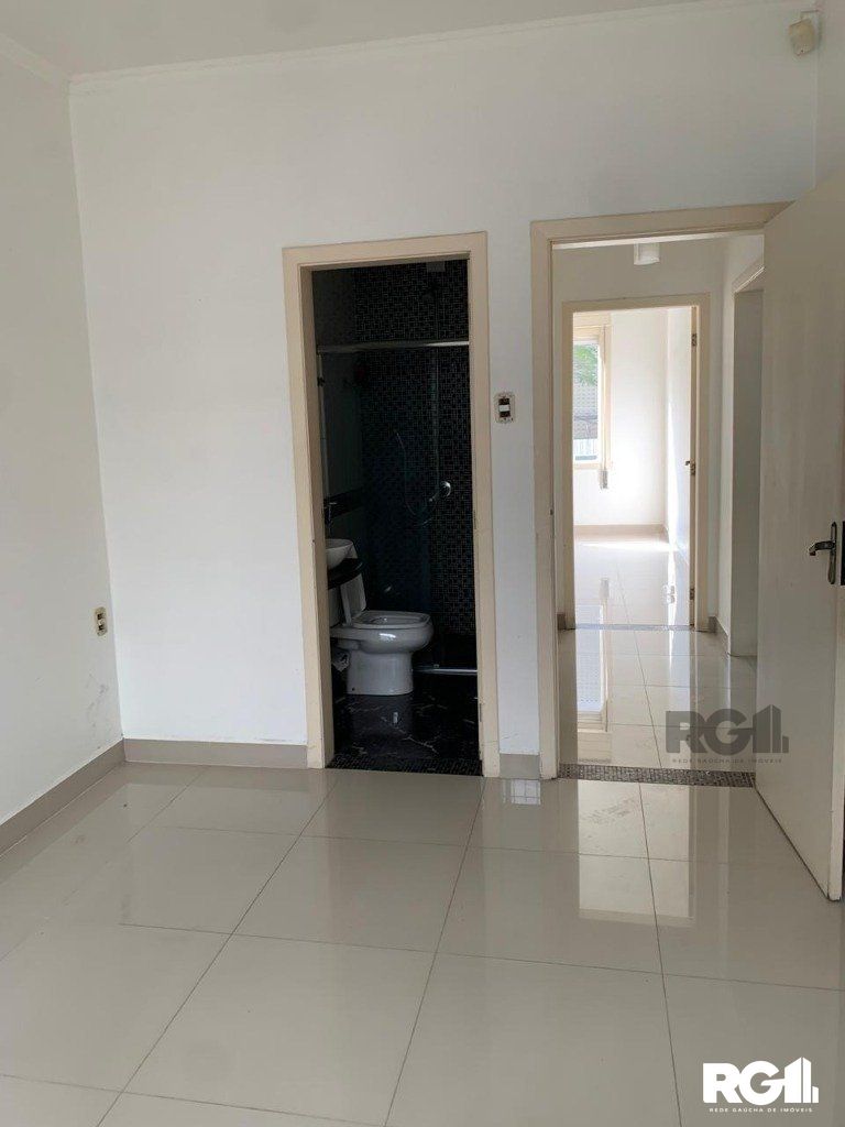 Apartamento à venda com 3 quartos, 194m² - Foto 3