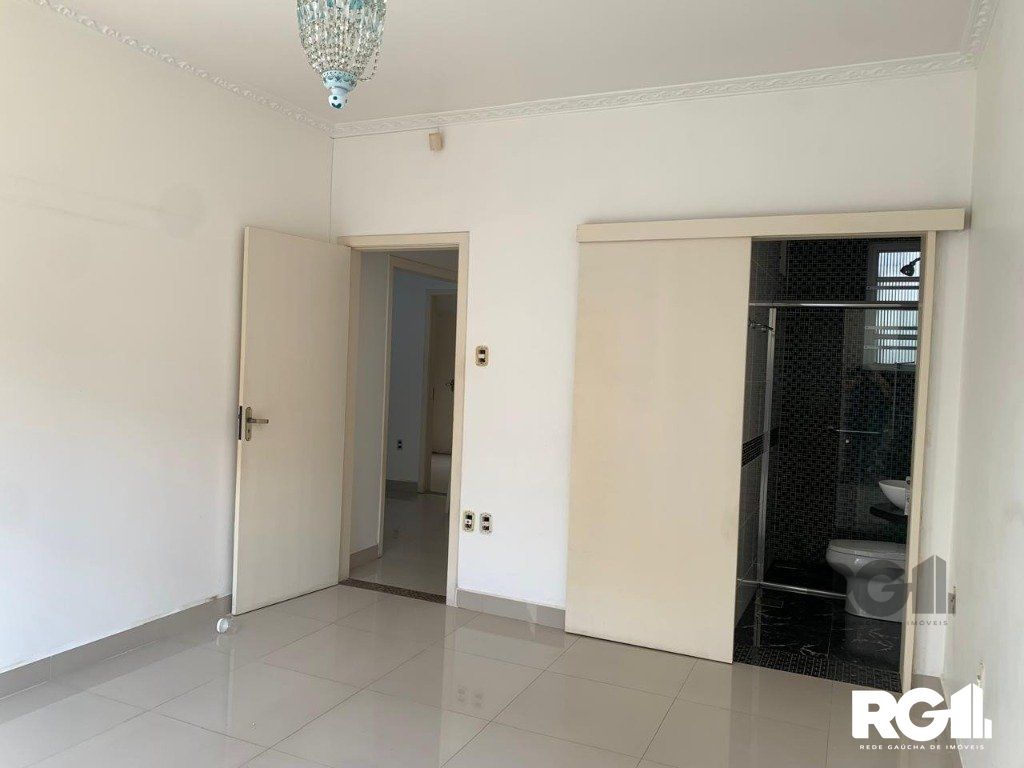 Apartamento à venda com 3 quartos, 194m² - Foto 2