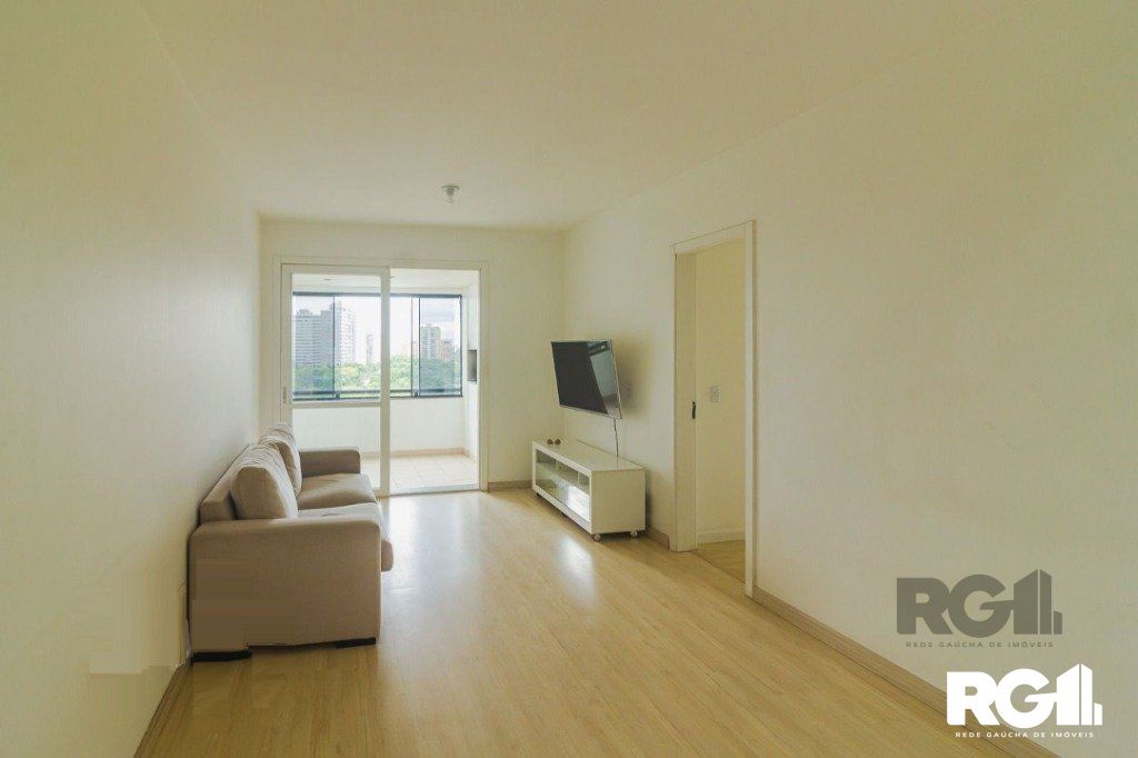 Apartamento à venda com 3 quartos, 111m² - Foto 1