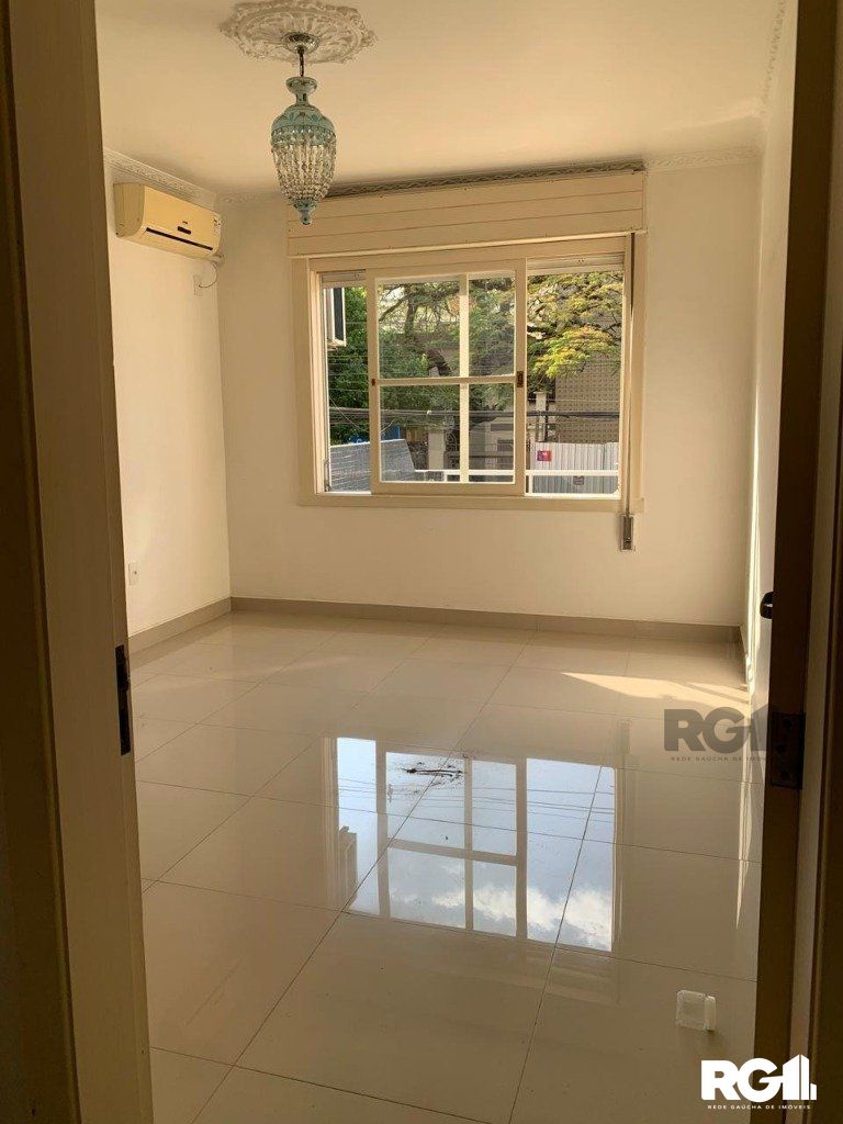 Apartamento à venda com 3 quartos, 194m² - Foto 1