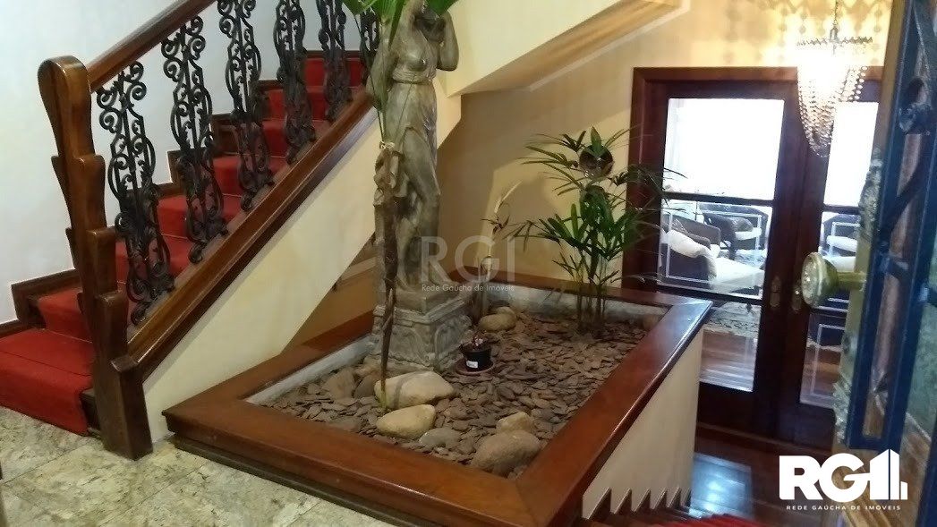 Casa à venda com 4 quartos, 564m² - Foto 2
