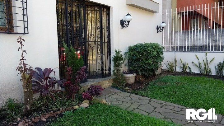 Casa à venda com 4 quartos, 564m² - Foto 1