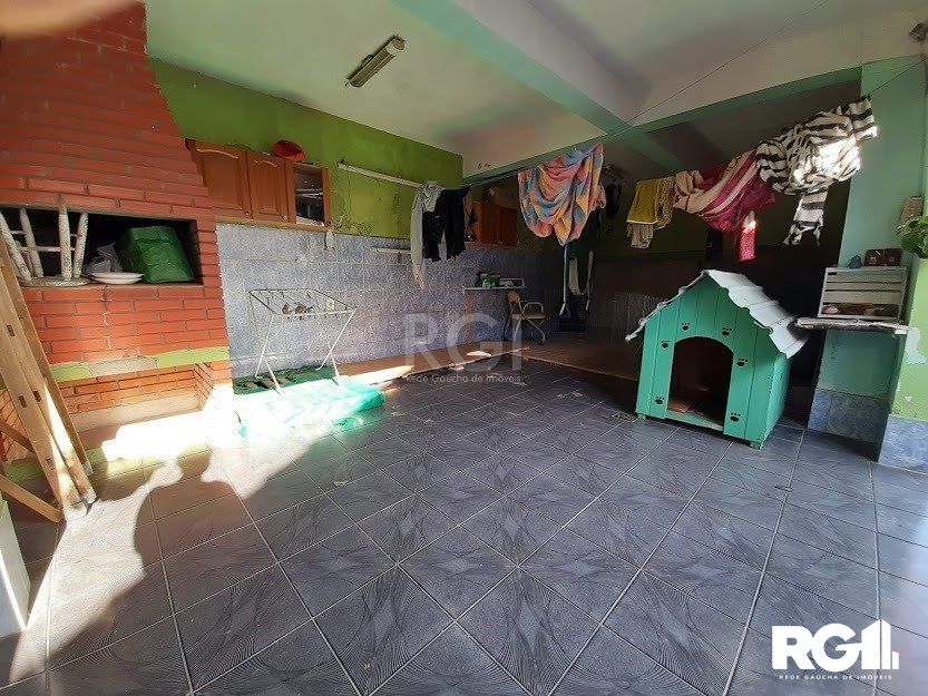 Casa à venda com 4 quartos, 184m² - Foto 2