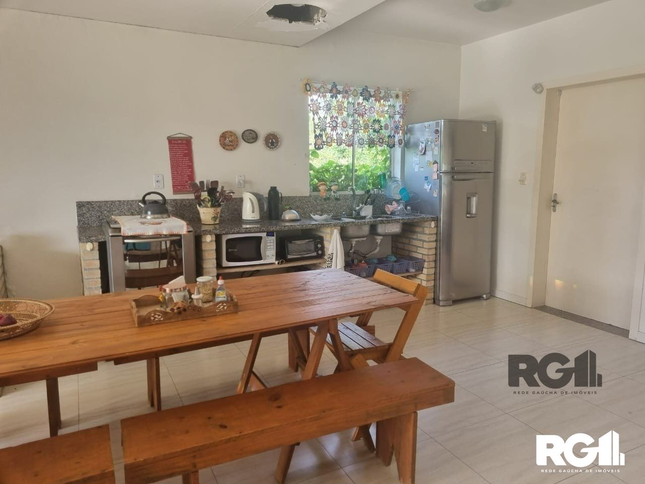 Sítio à venda com 3 quartos, 170m² - Foto 2