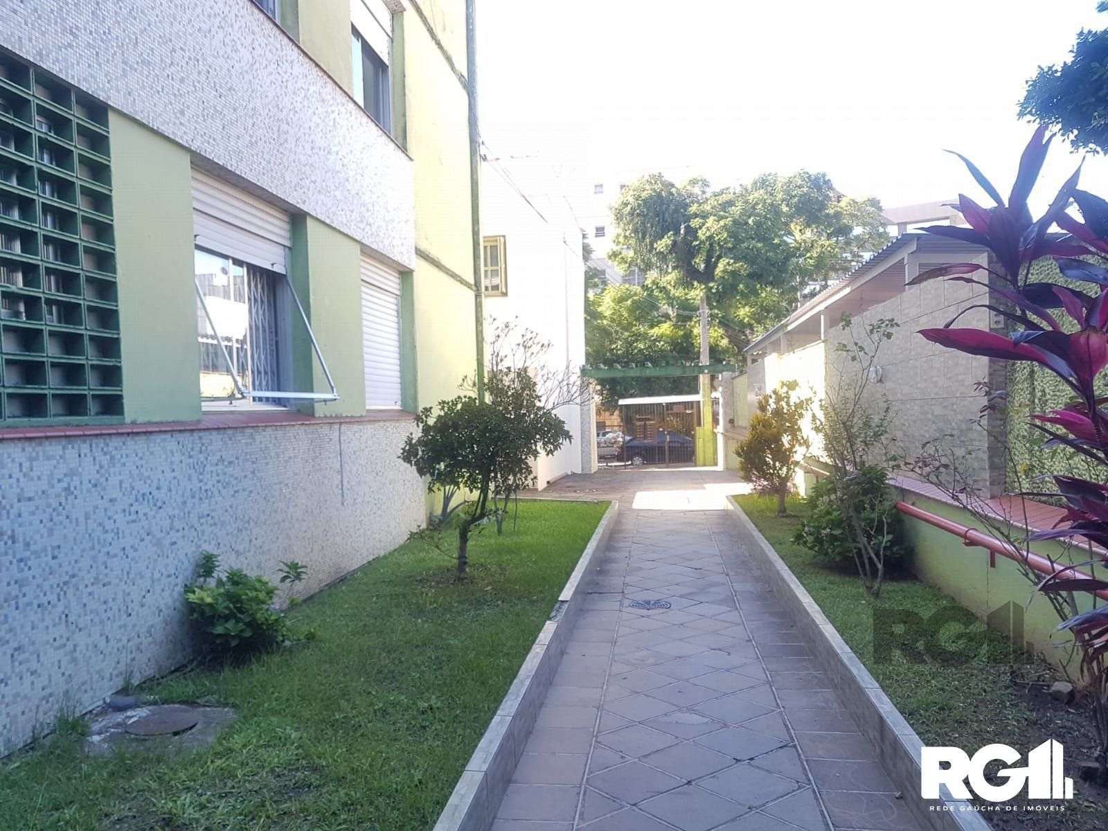 Apartamento à venda com 2 quartos, 67m² - Foto 1