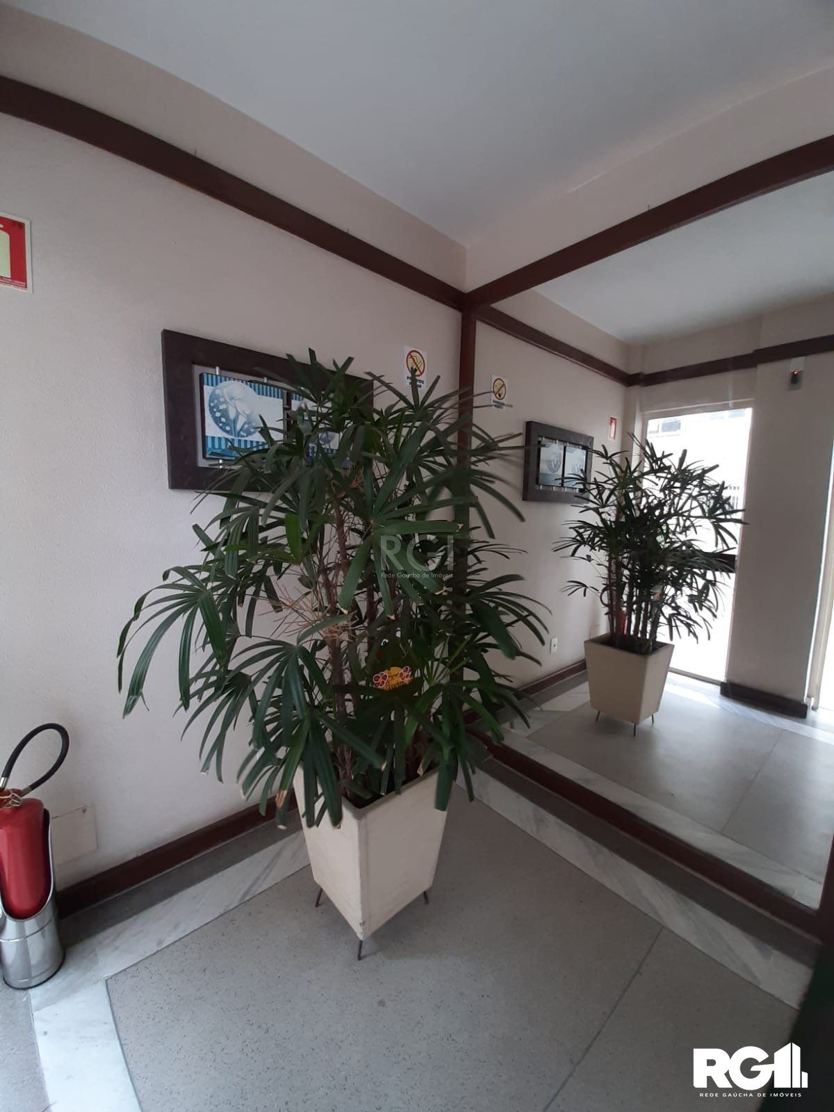 Apartamento à venda com 1 quarto, 43m² - Foto 12