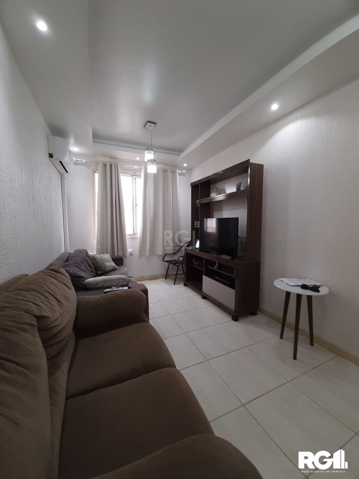 Apartamento à venda com 1 quarto, 43m² - Foto 2