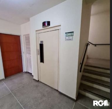 Apartamento à venda com 1 quarto, 38m² - Foto 2