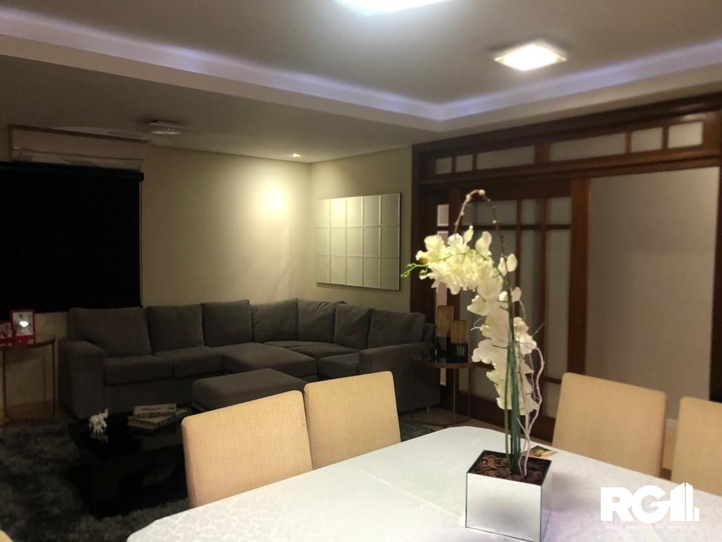 Apartamento à venda com 3 quartos, 130m² - Foto 2