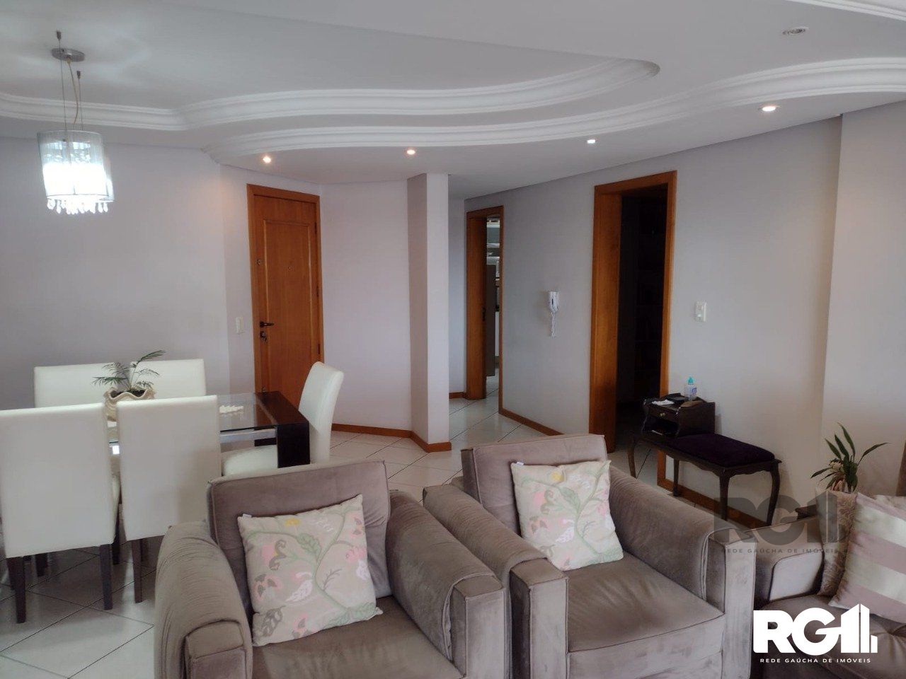 Apartamento à venda com 3 quartos, 190m² - Foto 7