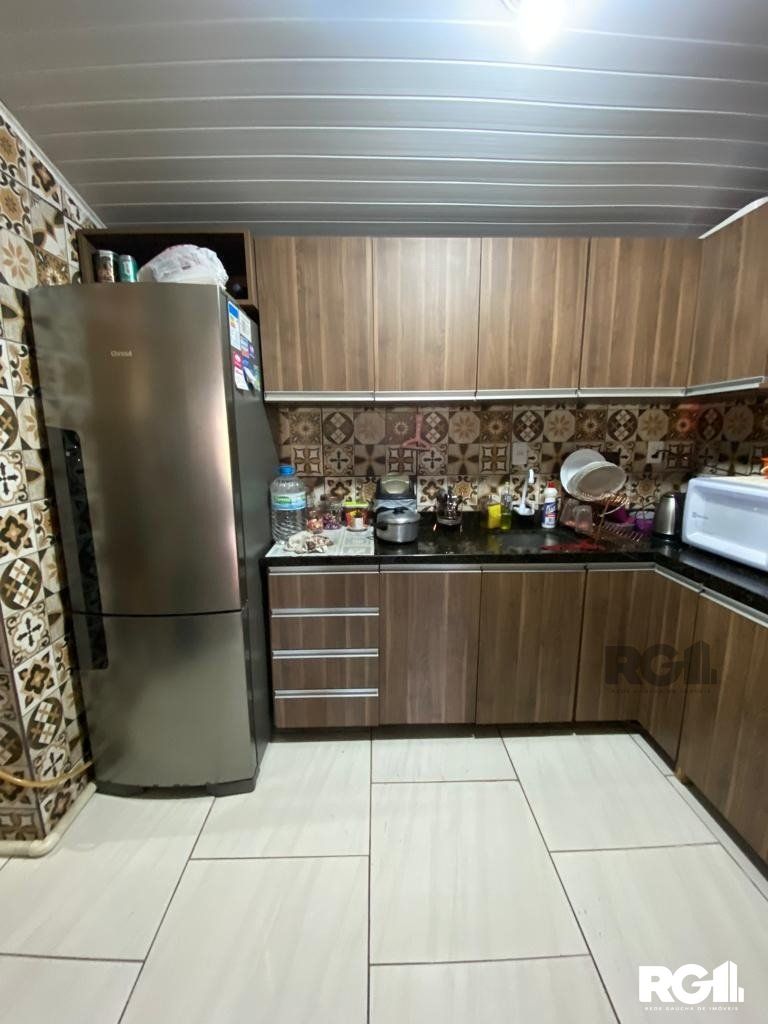 Casa à venda com 2 quartos, 70m² - Foto 12