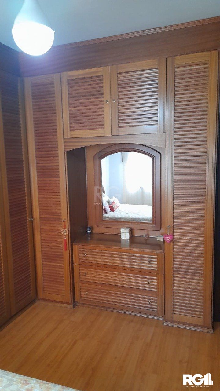 Casa à venda com 3 quartos, 282m² - Foto 11
