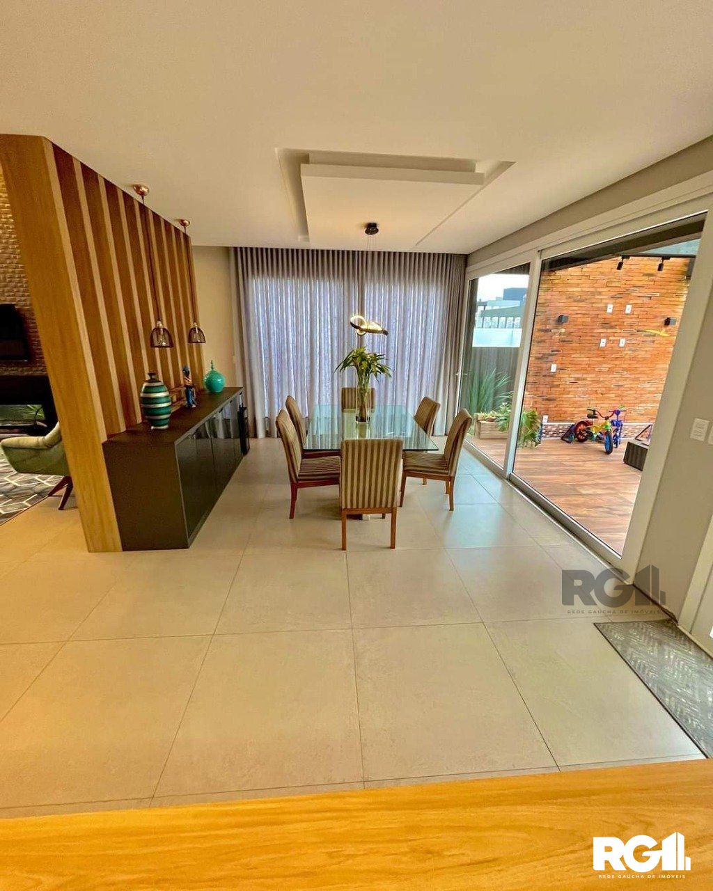 Casa de Condomínio à venda com 3 quartos, 262m² - Foto 8