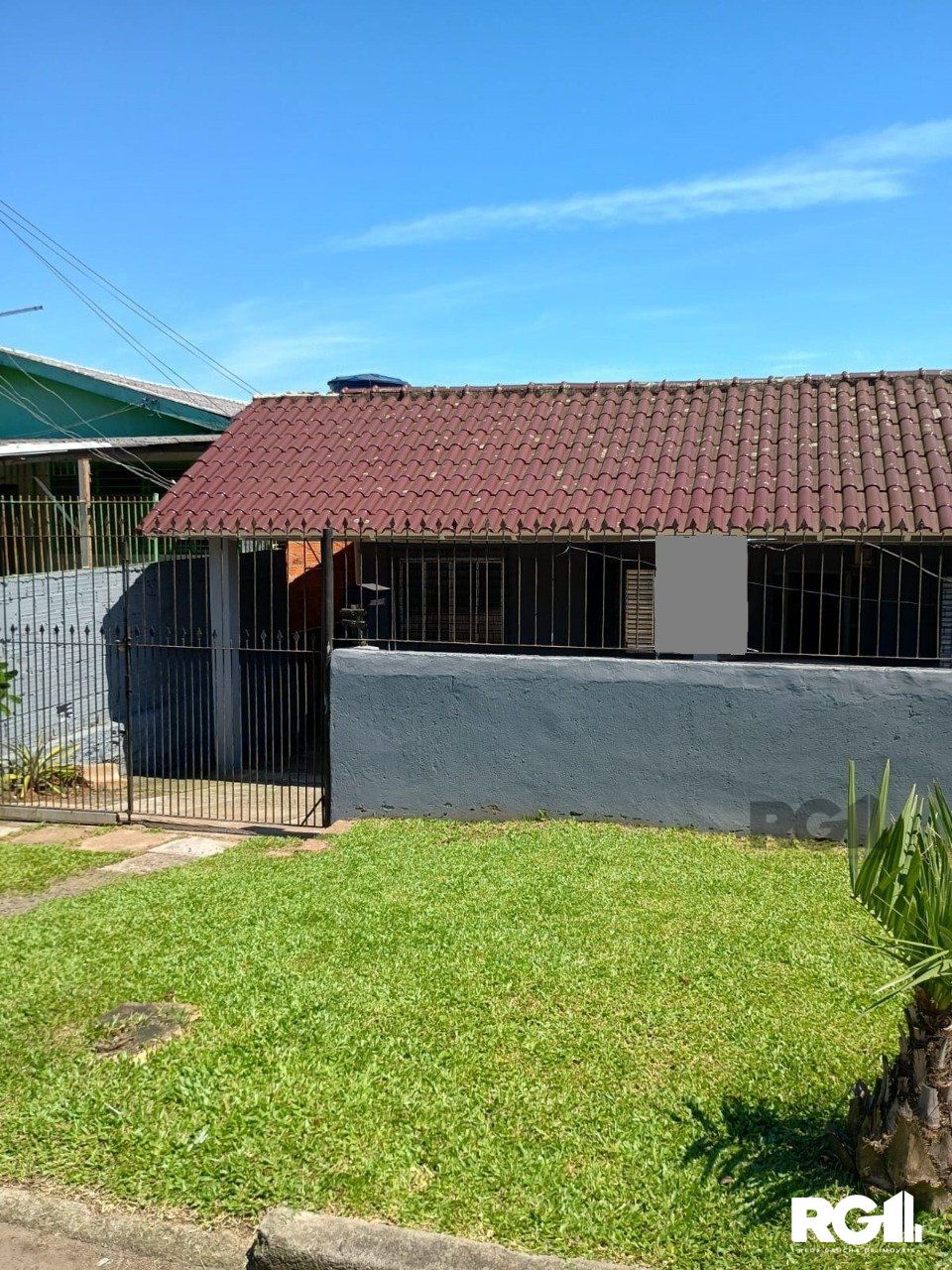 Casa à venda com 3 quartos, 134m² - Foto 1
