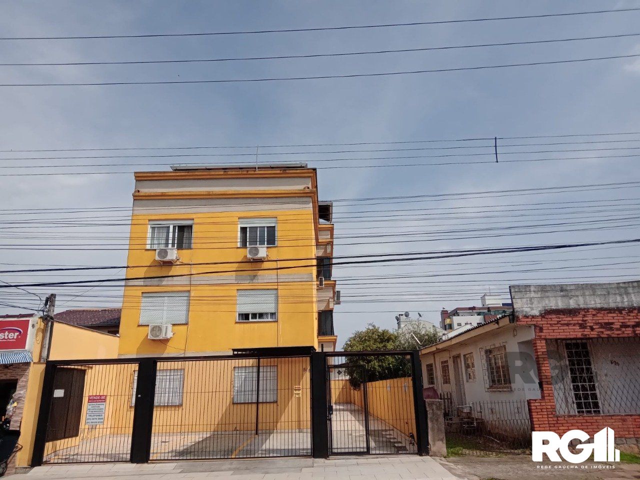 Apartamento à venda com 3 quartos, 69m² - Foto 1