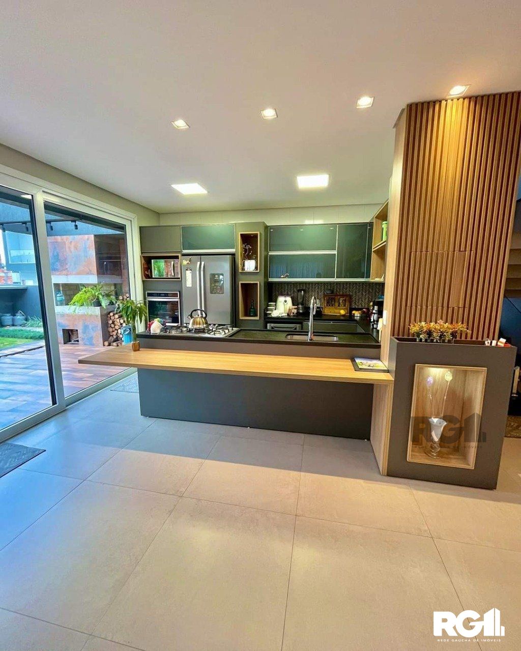 Casa de Condomínio à venda com 3 quartos, 262m² - Foto 9