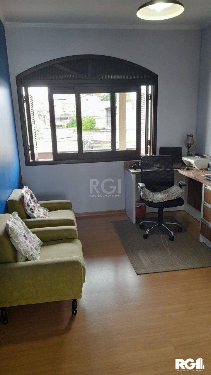 Casa à venda com 3 quartos, 282m² - Foto 7