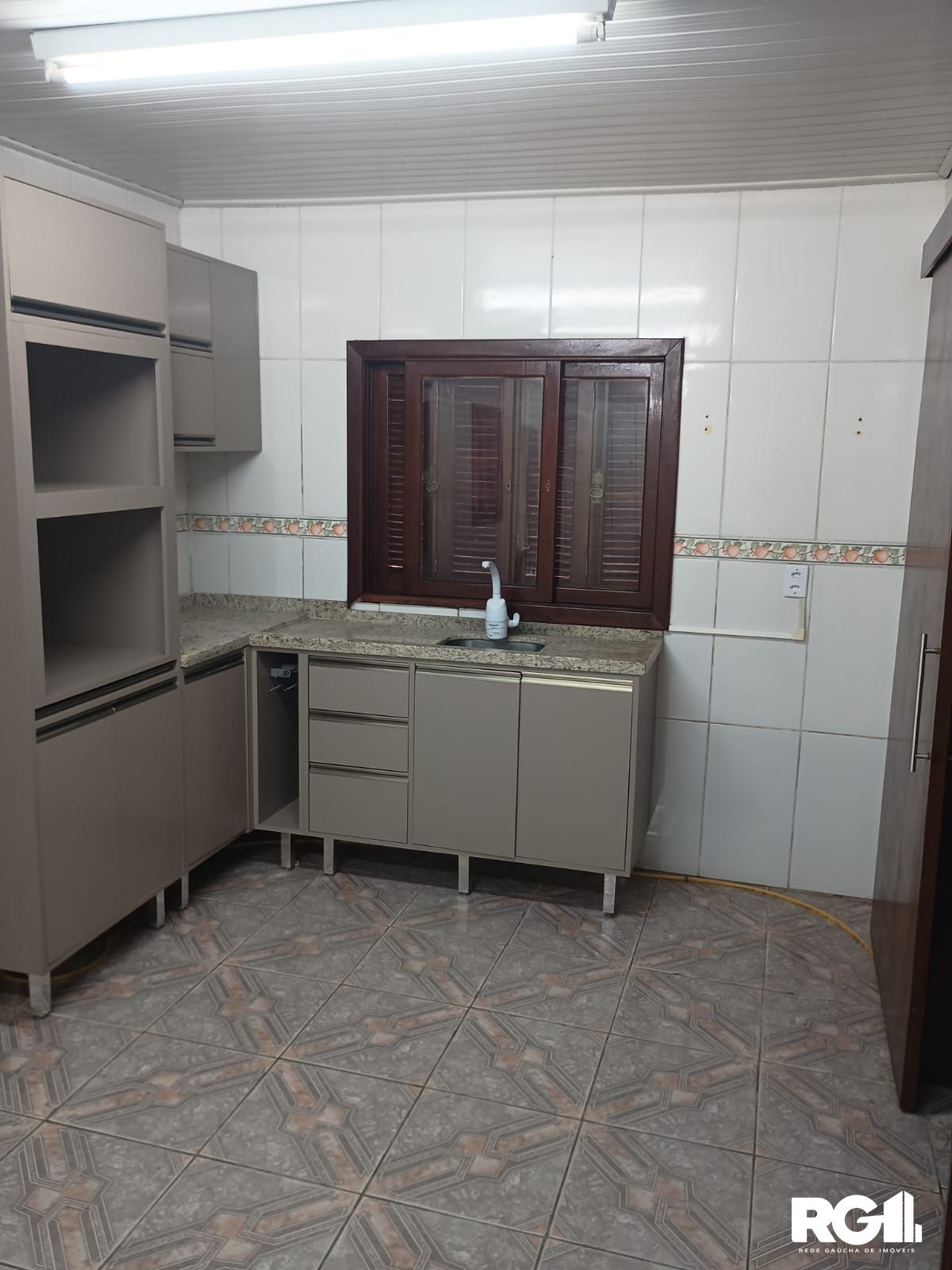 Casa à venda com 2 quartos, 49m² - Foto 11
