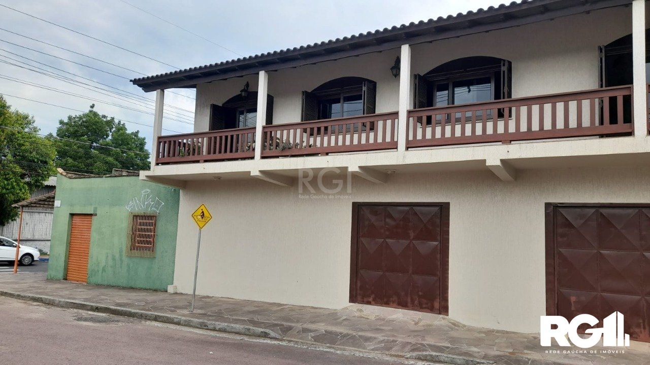 Casa à venda com 3 quartos, 282m² - Foto 3