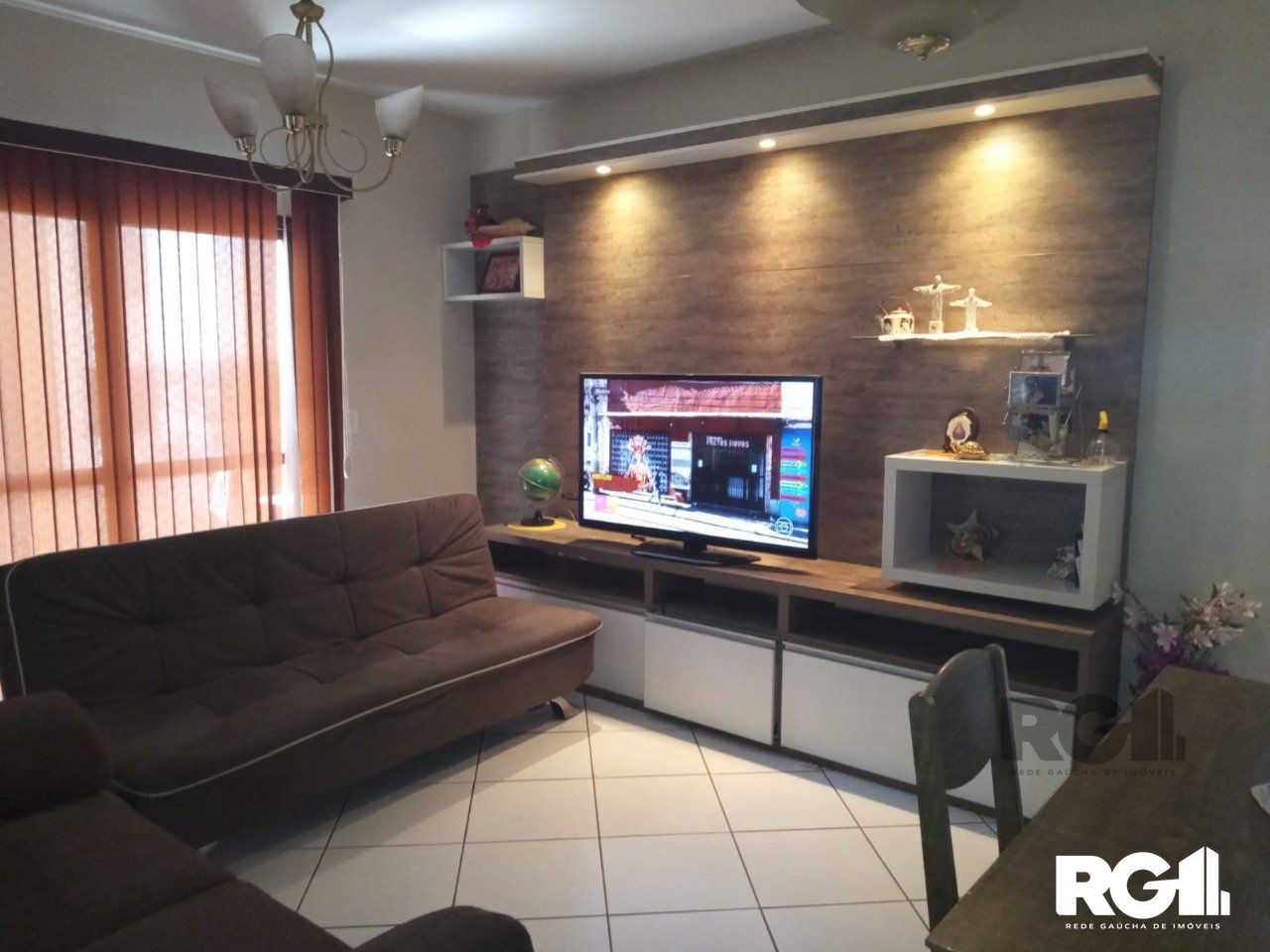Apartamento à venda com 2 quartos, 73m² - Foto 2