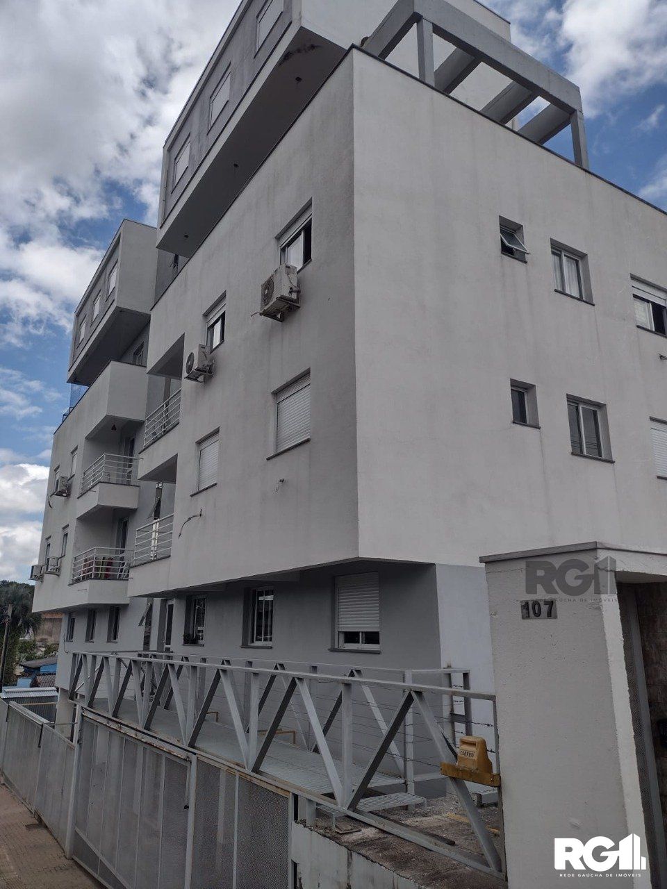 Apartamento à venda com 1 quarto, 32m² - Foto 1