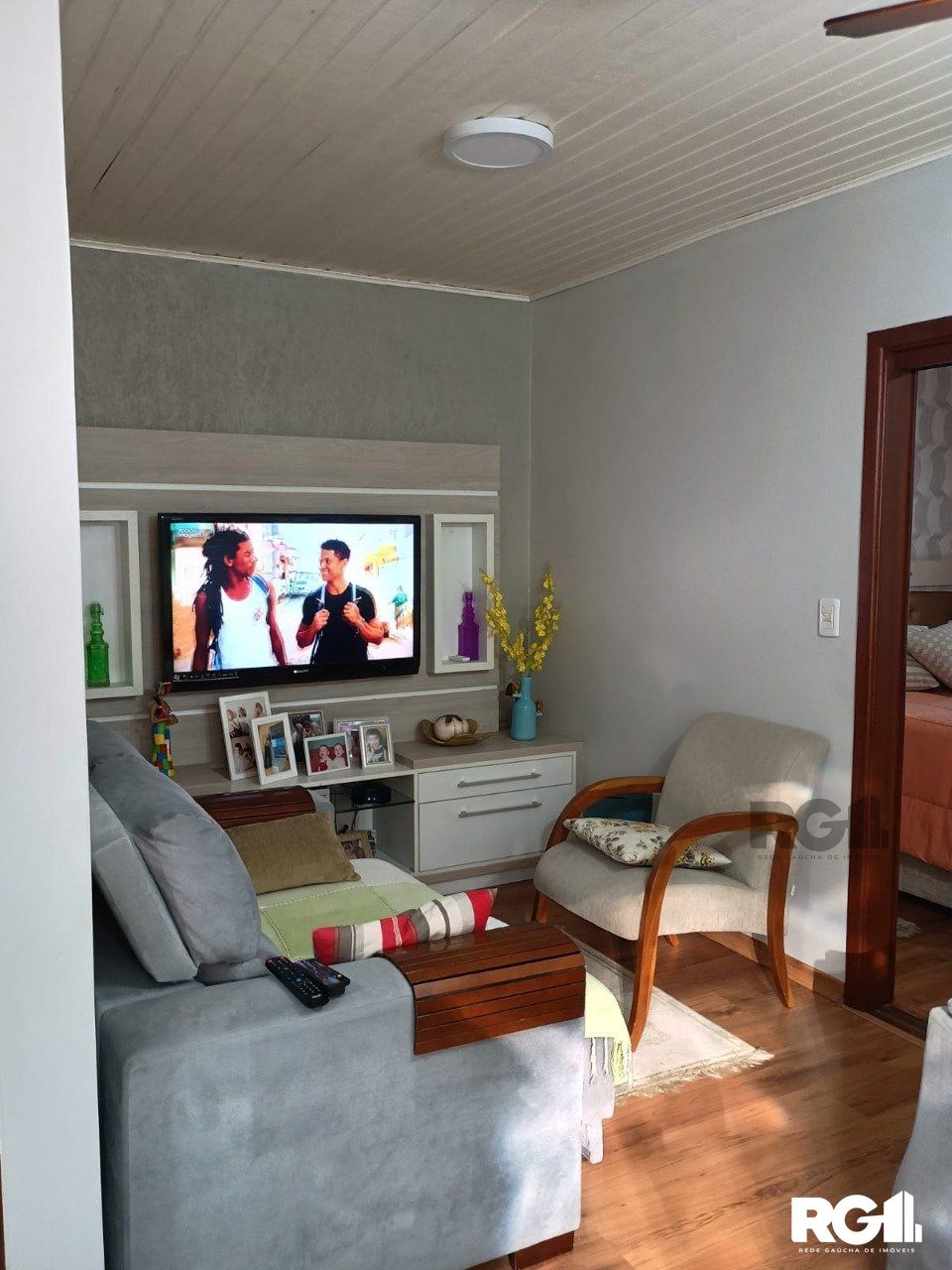Casa à venda com 2 quartos, 49m² - Foto 4