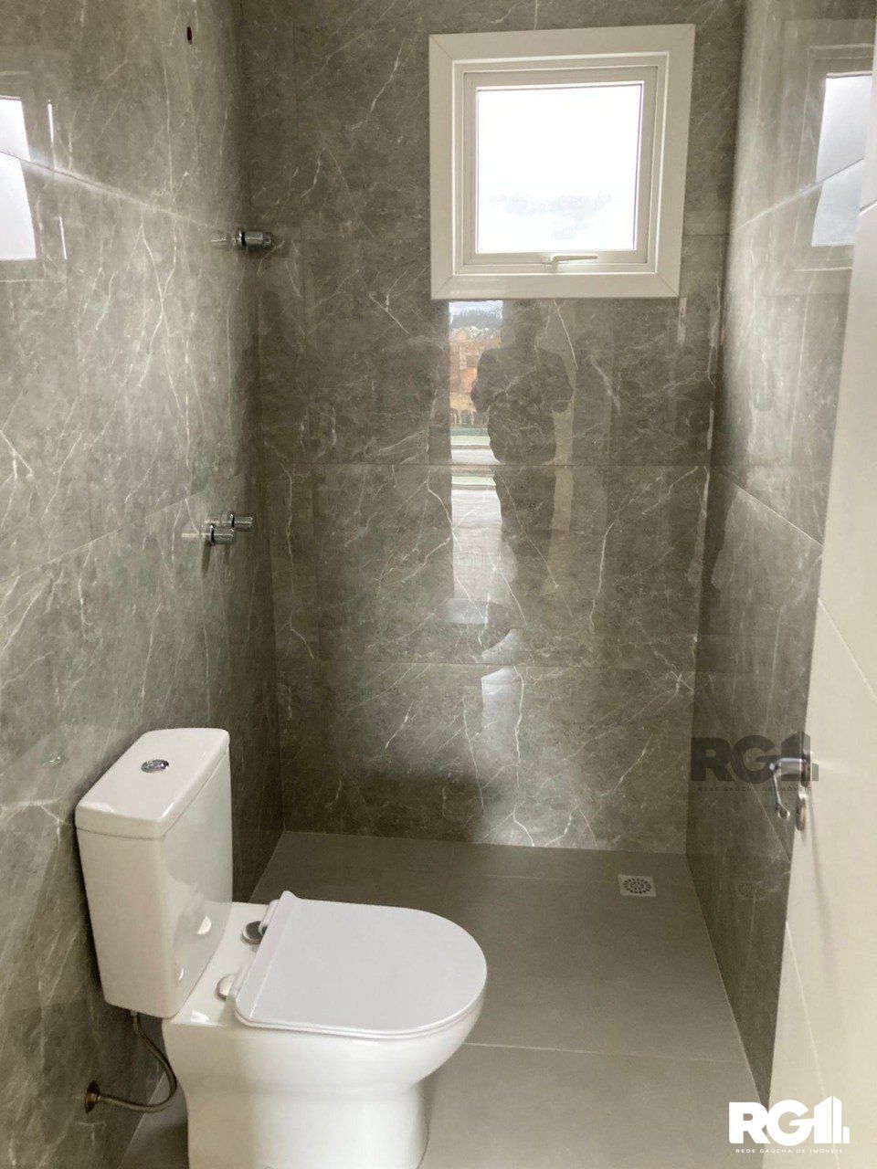 Casa de Condomínio à venda com 2 quartos, 185m² - Foto 10