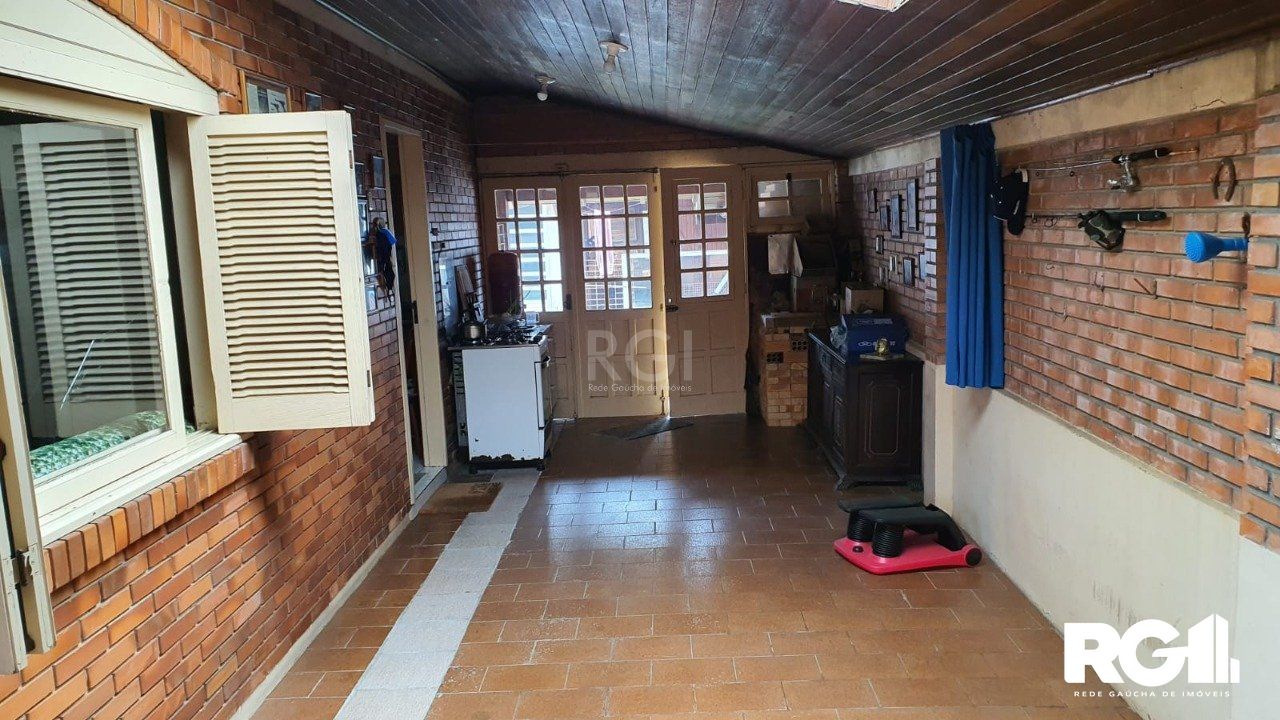 Casa à venda com 2 quartos, 58m² - Foto 8
