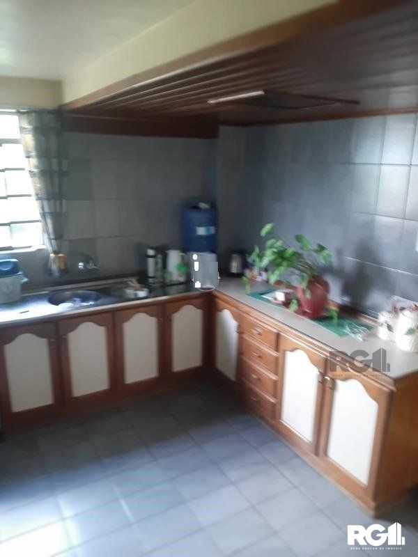 Casa à venda com 4 quartos, 220m² - Foto 11