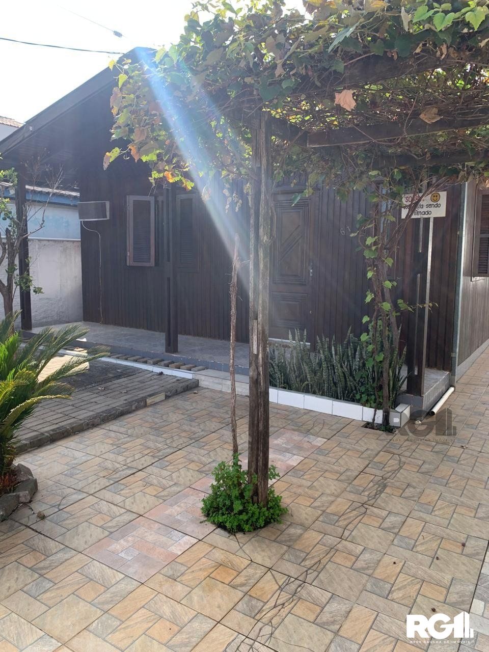 Casa à venda com 2 quartos, 49m² - Foto 2
