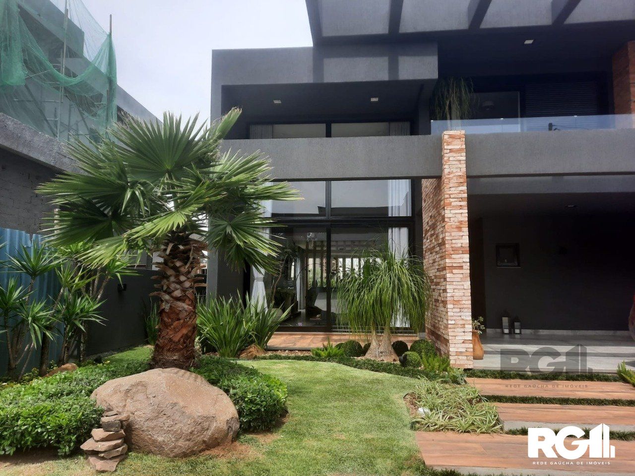 Casa de Condomínio à venda com 3 quartos, 262m² - Foto 3