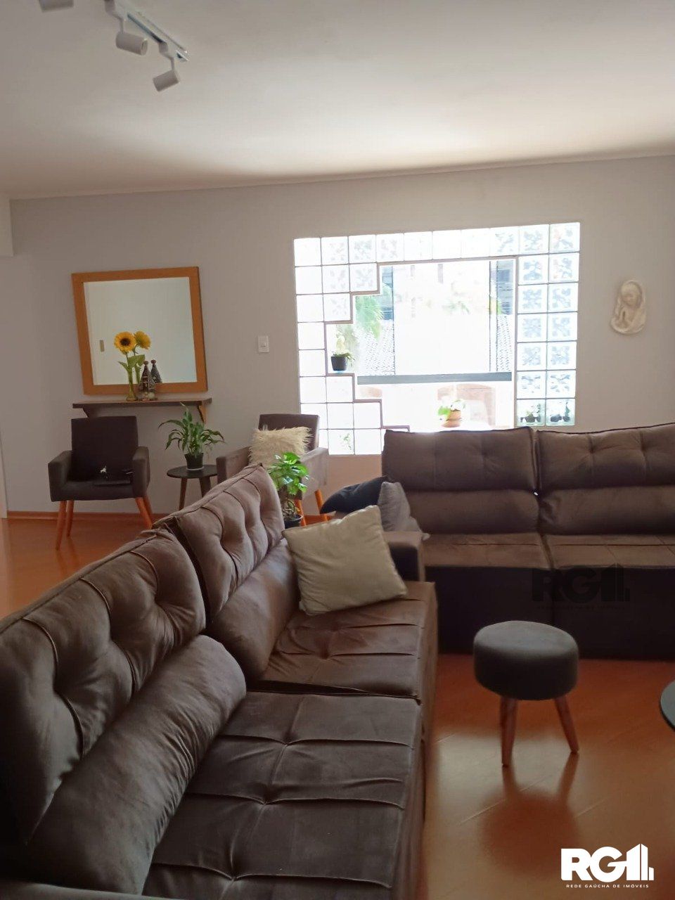 Apartamento à venda com 3 quartos, 137m² - Foto 3