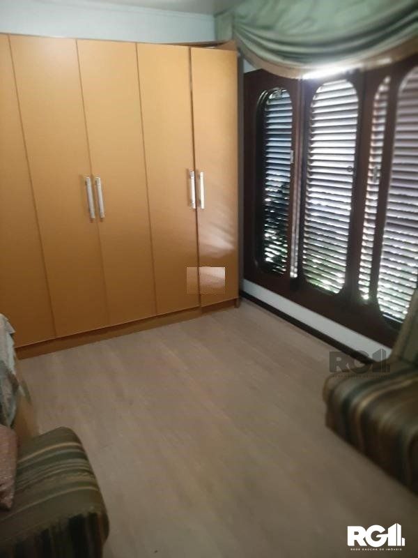 Casa à venda com 4 quartos, 220m² - Foto 8