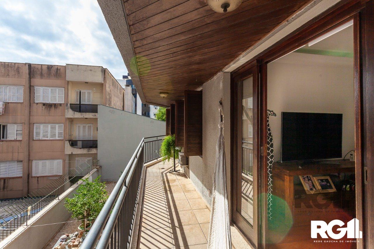 Apartamento à venda com 3 quartos, 125m² - Foto 9