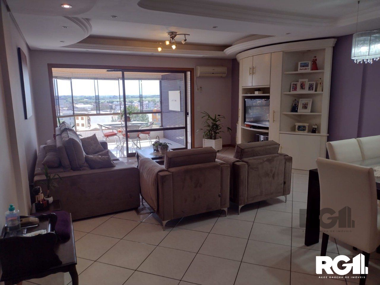 Apartamento à venda com 3 quartos, 190m² - Foto 4