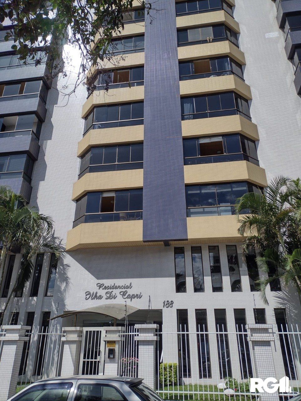 Apartamento à venda com 3 quartos, 190m² - Foto 1